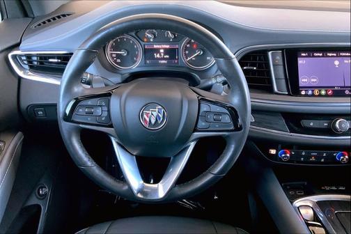 2023 Buick Enclave Essence FWD