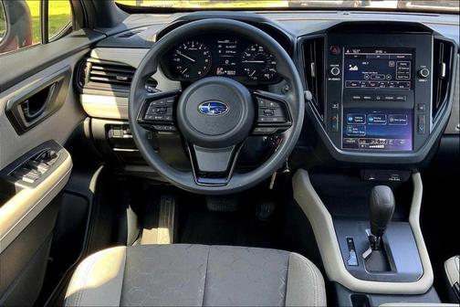 2025 Subaru Forester Base
