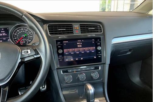 2018 Volkswagen Golf Alltrack TSI SE