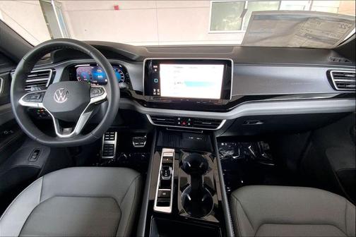 2026 Volkswagen Atlas Cross Sport 2.0T SEL