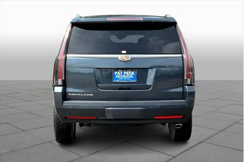 2019 Cadillac Escalade Luxury