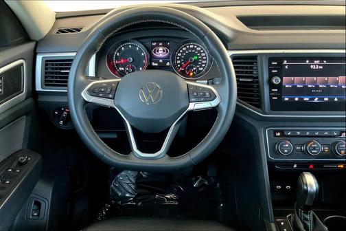 2021 Volkswagen Atlas 3.6L SE w/Technology