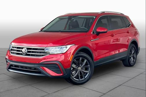 Kings Red Metallic 2024 Volkswagen Tiguan 2.0T SE