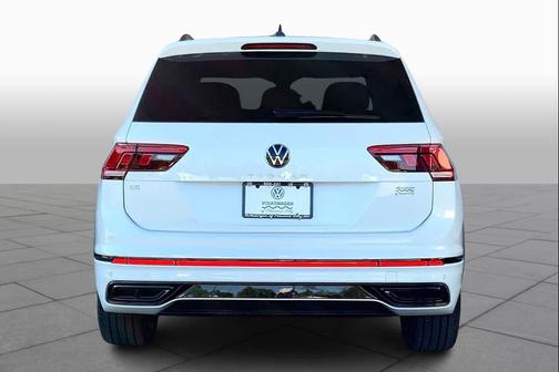 2024 Volkswagen Tiguan 2.0T SE R-Line Black