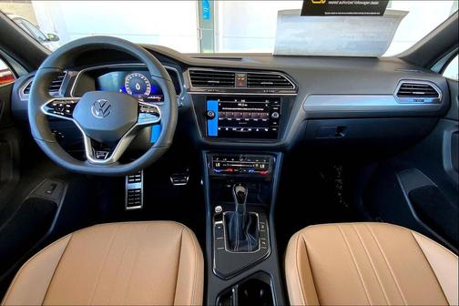2024 Volkswagen Tiguan 2.0T SE R-Line Black