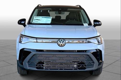 2026 Volkswagen Taos SE Black