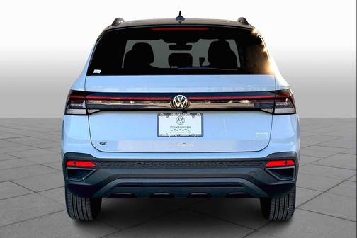 2026 Volkswagen Taos SE Black