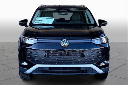 deep black pearl 2026 Volkswagen Tiguan 2.0T SE