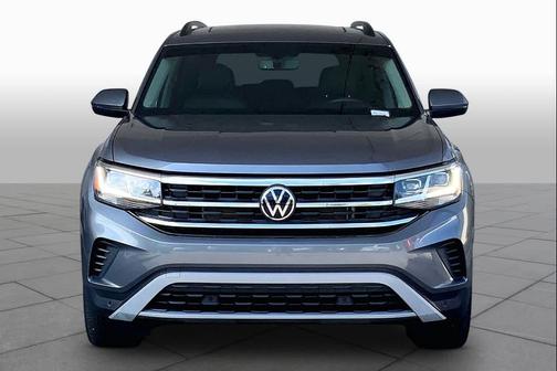 Platinum Gray Metallic 2023 Volkswagen Atlas 2.0T SE w/Technology