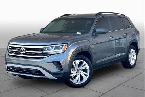 Platinum Gray Metallic 2023 Volkswagen Atlas 2.0T SE w/Technology