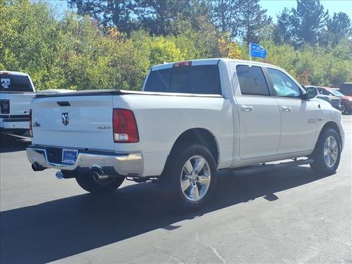 2017 RAM 1500 SLT