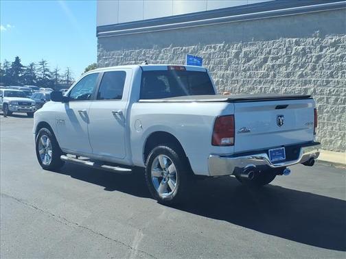 2017 RAM 1500 SLT