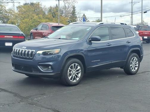 2021 Jeep Cherokee LATITUDE LUX