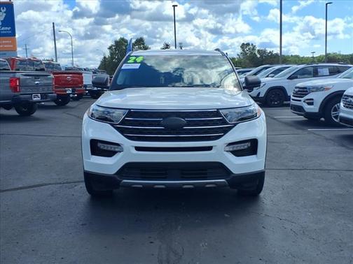 2024 Ford Explorer XLT