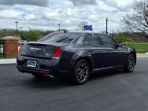 2017 Chrysler 300 S