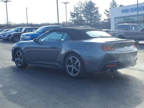 2025 Ford Mustang ECOBOOST PREMIUM