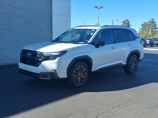 2025 Subaru Forester SPORT
