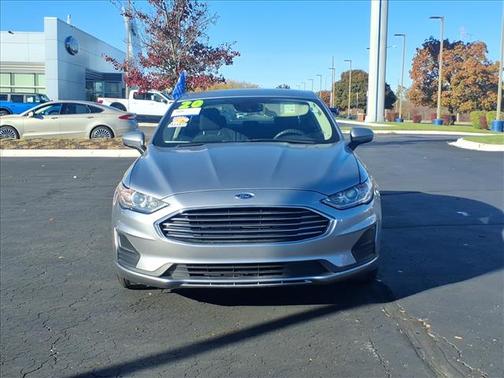 2020 Ford Fusion SE