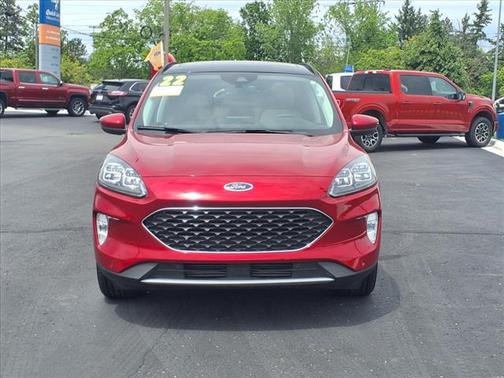 2022 Ford Escape TITANIUM