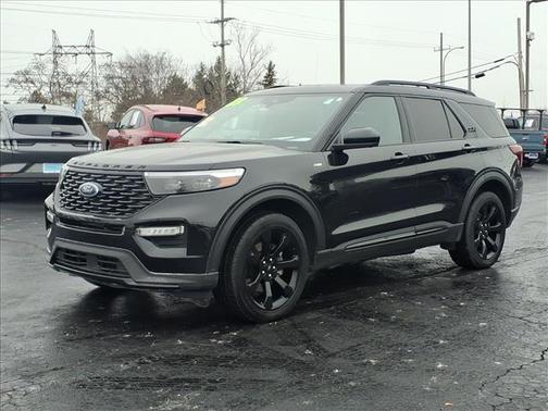 2023 Ford Explorer ST-LINE