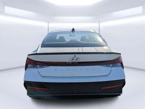 2026 Hyundai ELANTRA Sport