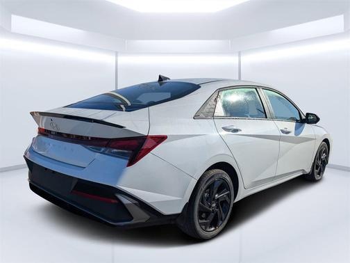 2026 Hyundai ELANTRA Sport