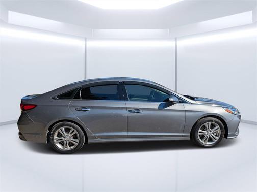 2018 Hyundai SONATA Limited