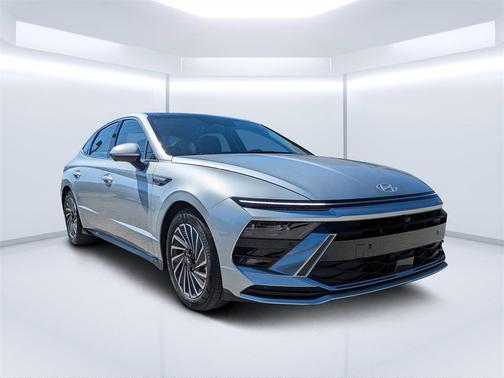 2024 Hyundai SONATA Hybrid Limited