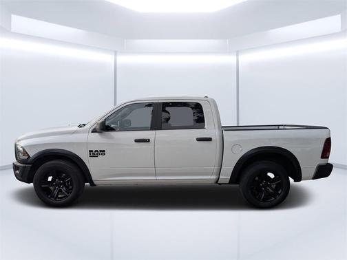 2024 RAM 1500 Classic Warlock Crew Cab 4x2 5'7' Box