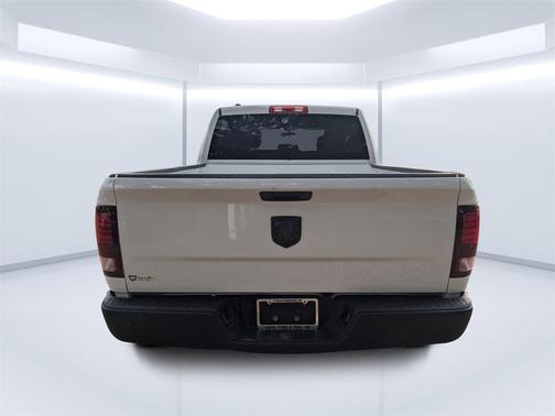 2024 RAM 1500 Classic Warlock Crew Cab 4x2 5'7' Box