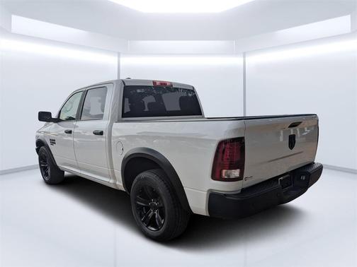 2024 RAM 1500 Classic Warlock Crew Cab 4x2 5'7' Box