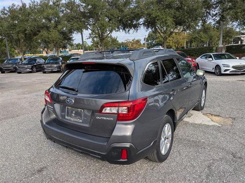 2018 Subaru Outback 2.5i Premium