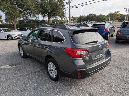 2018 Subaru Outback 2.5i Premium