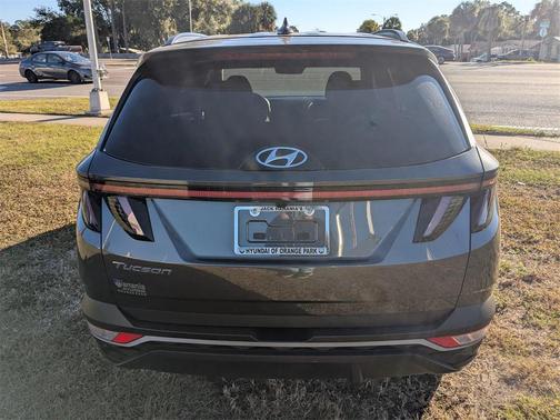 2023 Hyundai TUCSON SEL