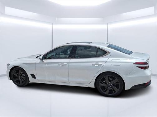 2023 Genesis G70 2.0T RWD