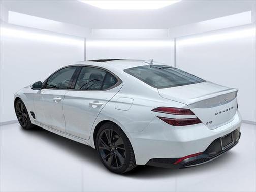2023 Genesis G70 2.0T RWD