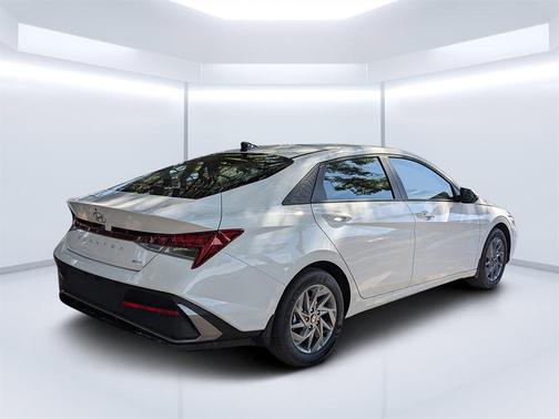 2025 Hyundai ELANTRA HEV Blue