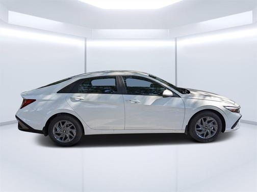 2025 Hyundai ELANTRA HEV Blue