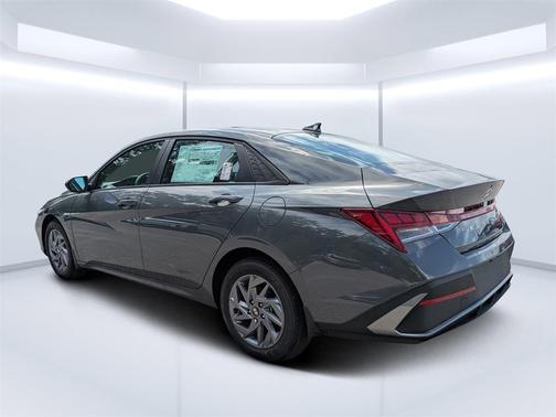 2025 Hyundai ELANTRA HEV Blue