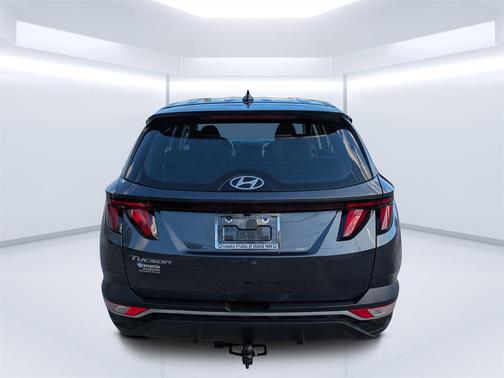 2022 Hyundai TUCSON SE