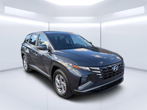 2022 Hyundai TUCSON SE