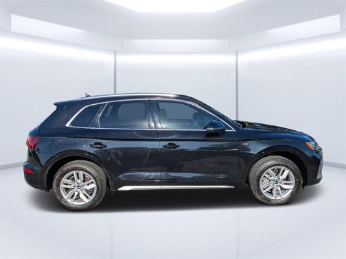 2022 Audi Q5 45 S line Premium