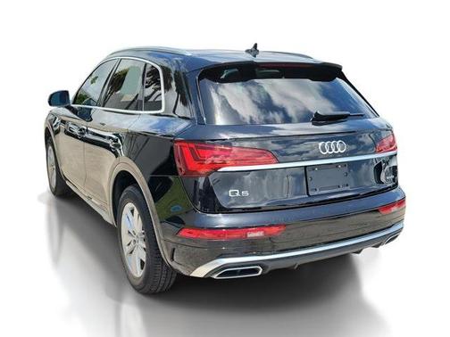 2022 Audi Q5 45 S line Premium
