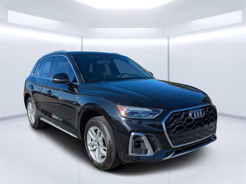 2022 Audi Q5 45 S line Premium