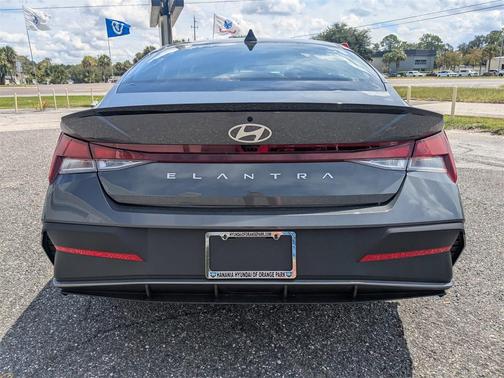 2025 Hyundai ELANTRA Sport
