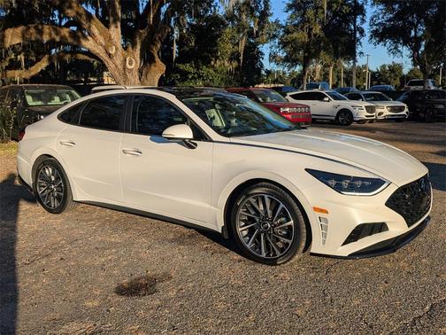 2022 Hyundai SONATA Limited