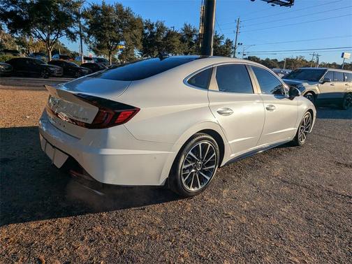 2022 Hyundai SONATA Limited