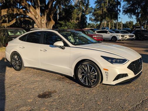 2022 Hyundai SONATA Limited