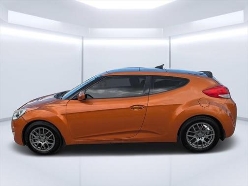 2013 Hyundai Veloster Base