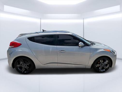 2016 Hyundai Veloster Base